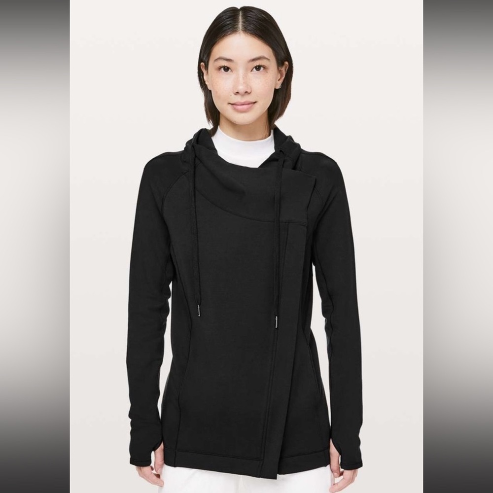 LULULEMON “Coast Easy” Jacket/Wrap